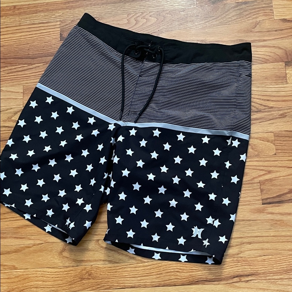 Hurley 34” men’s board shorts.